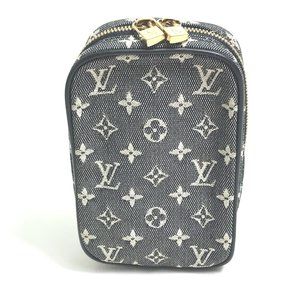 LOUIS VUITTON Gray Monogram Pouch